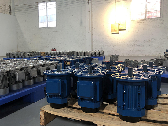 三相異步電動機和變頻電機的區別